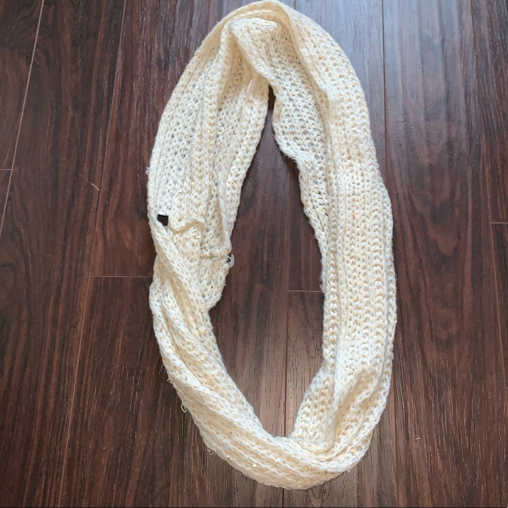 Knit infinity scarf - Picture 2 of 2